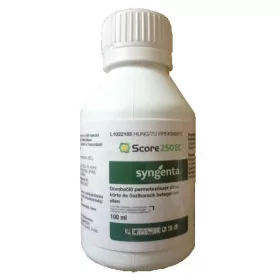 Score 100 ml gombaölő szer